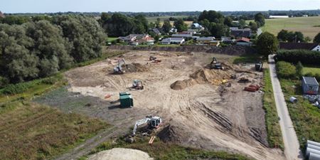 Byggemodningen er i gang i området, hvor der skal være tinyhouses. Foto: Frederikssund Kommune.