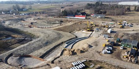 Regnvandsbassinet i den sydlige del af Vinge. Foto: Frederikssund Kommune.