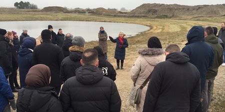Borgmester Tina Tving Stauning fortæller om den kommende udvikling i Vinge. Foto: Frederikssund Kommune.