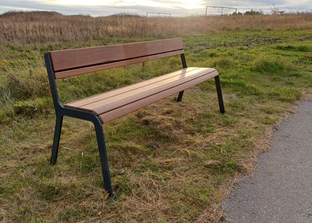 Billede af bænk i Vinge