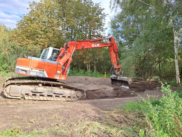 Gravemaskine udgraver en sø. Foto: Frederikssund Kommune.