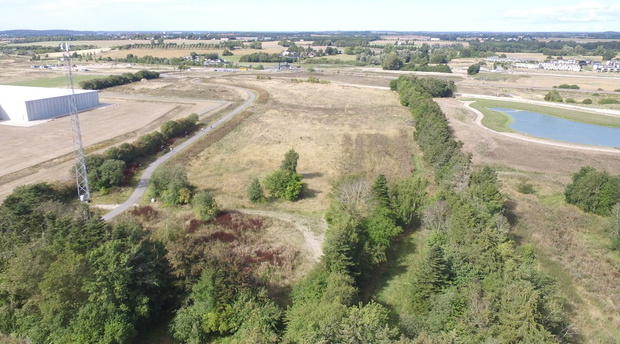 En del af området, hvor det kommende børnehus skal ligge i Vinge. Foto: Frederikssund Kommune.